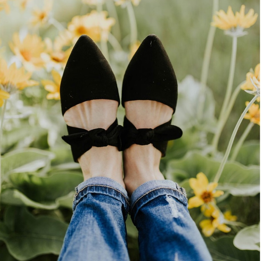 Buttercup Detail Flats